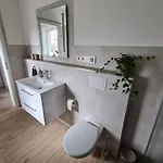 Im Werder -fuer Monteure Nicht Geeignet- 아파트 *