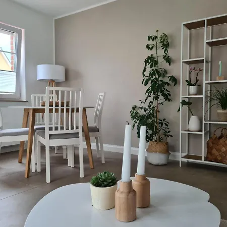 Im Werder -fuer Monteure Nicht Geeignet- Apartament